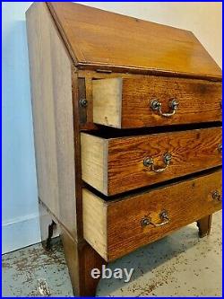 A Rare & Beautiful 100 Year Old Antique Honey Oak Fall Front Bureau. C1910