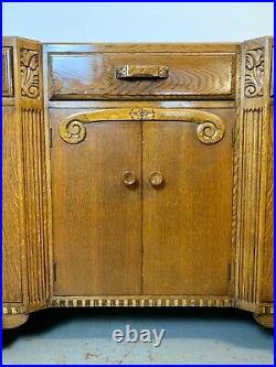 A Rare & Beautiful 100 Year Old Antique Mahogany Sideboard. C1920