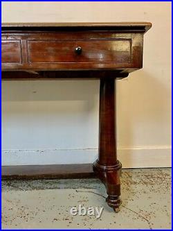 A Rare & Beautiful 140 Year old Victorian Antique Mahogany Side Table. C1880