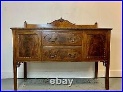 A Rare & Beautiful 150 Year Old Antique Victorian Walnut Sideboard. C1870