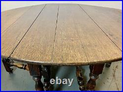 A Rare & Beautiful 240 Year Old Antique Oak Drop Leaf Gateleg Table. C1780