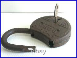 Antique Rare beautiful shape Bora marked iron pad lock made in Germany With Key