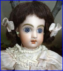 Antique beautiful rare Bleuette first Jumeau size 1 (10,63 inches)