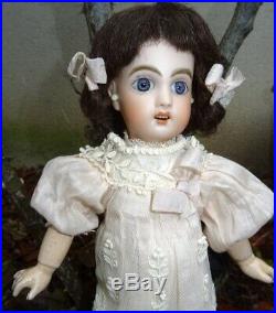 Antique beautiful rare Bleuette first Jumeau size 1 (10,63 inches)