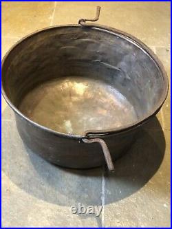 Beautiful Old Antique RARE Large Copper Cauldron Pot Swing Handle 25 dia