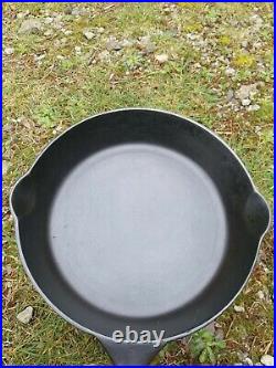 Beautiful RARE Antique Sidney Hollowware #6 Skillet Old Smooth Iron Cookware