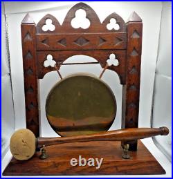 Beautiful, Rare, Antique Arts & CRAFTS'DINNER GONG' in Oak with Trefoil designs