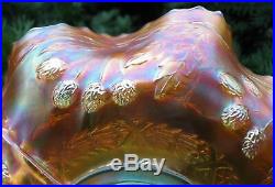 Beautiful Rare PETER RABBIT PATTERN Antique Fenton Carnival Glass Marigold Bowl