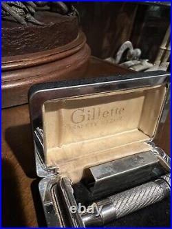 Beautiful antique gillette aristocrat made in england with original box rare