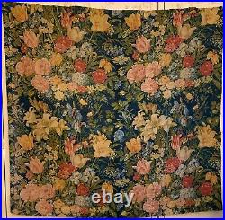 Beautiful rare 1930s English French or French Printed Linen Floral Fabric (3238)