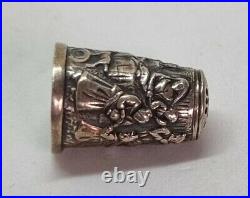 Beautiful rare Antique Sterling Silver heavy embossed Thimble