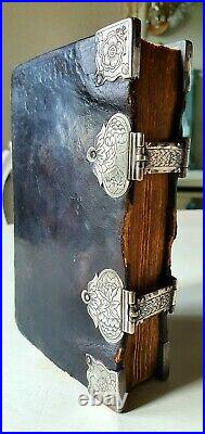 Old & rare prayerbook 1766 with beautiful silver clasps and floral decorations