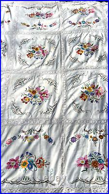 Rare Antique 1930s Hand Embroidered Bed Spread 7ft x 7ft Beautiful Flowers