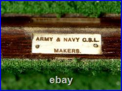 Rare Army & Navy C. S. L wooden beauty case for men 1900´s