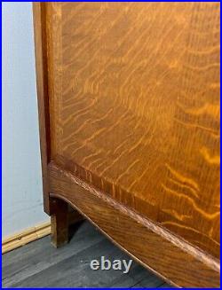 Rare Carved French oak beautiful bureaux / writing desk / Secretaire (LOT 2211)
