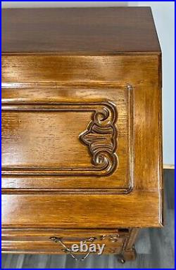 Rare Carved French oak beautiful bureaux / writing desk / Secretaire (LOT 2908)