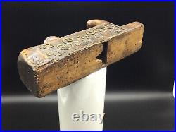 Rare and beautiful 19th century carved wooden plane Rabot Pialla Hobel Planer